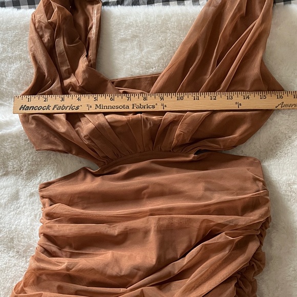 NEW! AKIRA ALWAYS A SLAY THIS‎ WAY LOW V NECK MIDI DRESS in LIGHT BROWN SIZE L - Picture 12 of 16